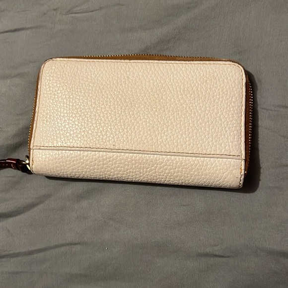 Dooney & Bourke Clutch - Picture 2 of 3